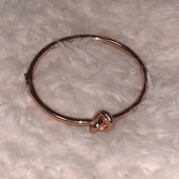 Kate Spade Love Me Knot Bangle 